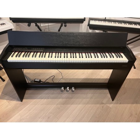 F701 B - piano numérique d'occasion ROLAND